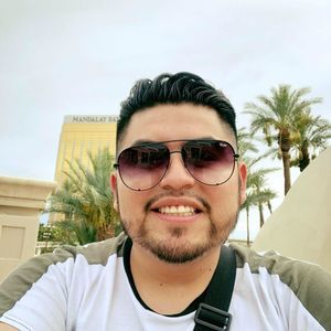 Meet your Posher, Alejandro